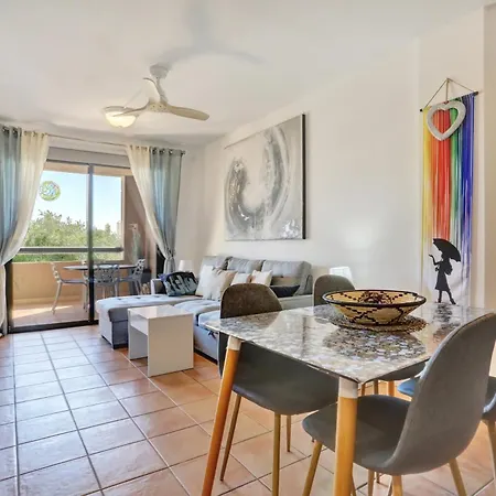 El Paraiso, Beautiful Swimming Pool With Ocean View, Parking, Fiber Apartment *