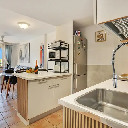Apartment El Paraiso, Beautiful Swimming Pool With Ocean View, Parking, Fiber Playa Paraiso (Tenerife)