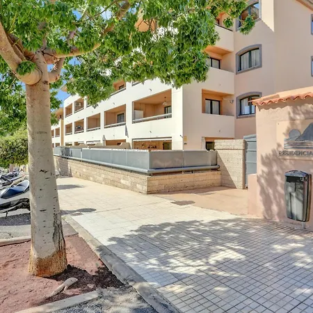 Apartment El Paraiso, Beautiful Swimming Pool With Ocean View, Parking, Fiber Playa Paraiso (Tenerife)